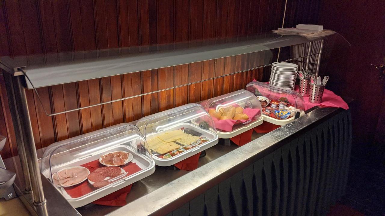 Hotel Montan 뒤스부르크 외부 사진