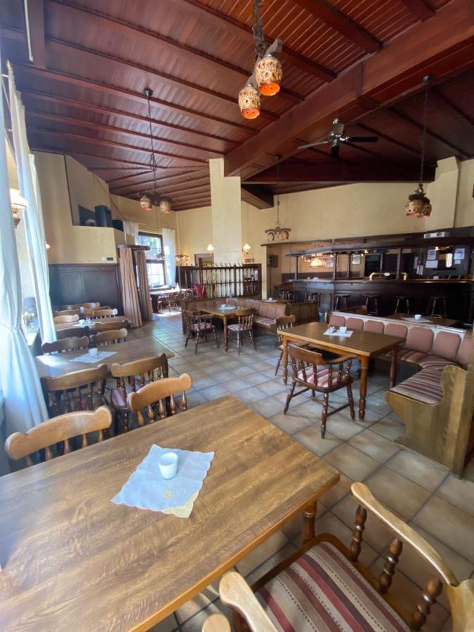 Hotel Montan 뒤스부르크 외부 사진